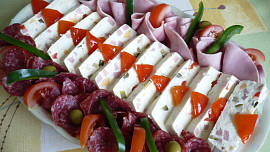 Sýrová pochoutka pro obložené mísy