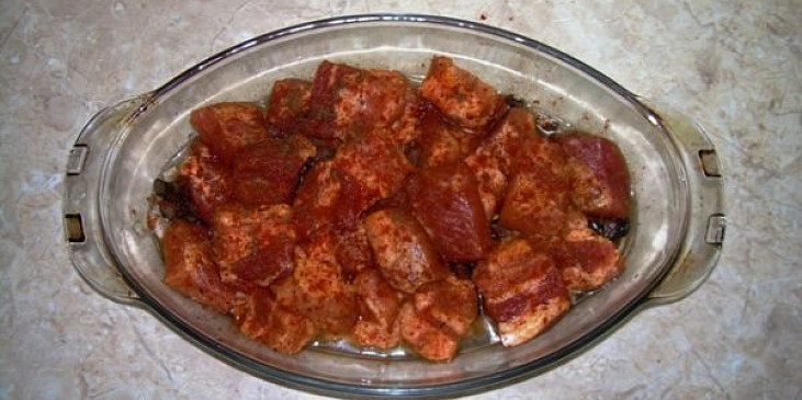 maso před pečením