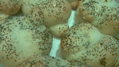 Babiččiny "startovací" žemličky (jinak housky), hotovo