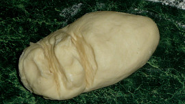 Borové šišky (slané bulky - postup)