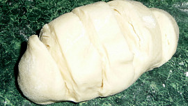 Borové šišky (slané bulky - postup)