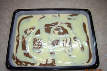 nalitý puding na těstě