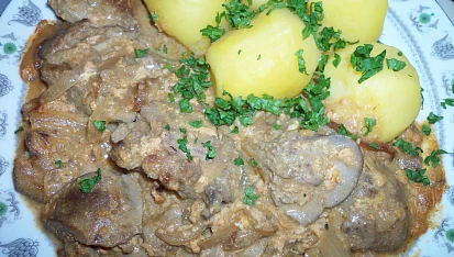 Kachní játra přelitá žloutkovou marinádou