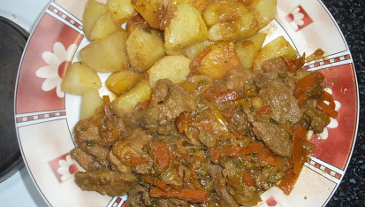 Nudličky po asijsku, hotovo