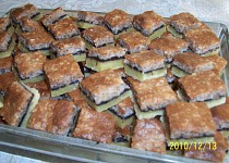 Oříškový koláč naší Pepičky - vánoční cukroví Oříškový koláč naší Pepičky - vánoční cukroví