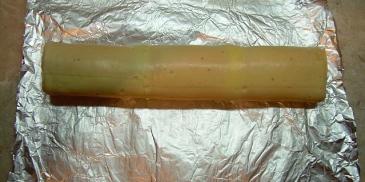 Plněná sýrová roláda (smotaná)