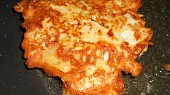 Řízečky, obrátíme a smažíme i z druhé strany