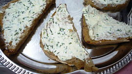 Tvarohová pomazánka s česnekem