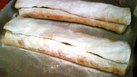 Tvarohovo-borůvkový závin