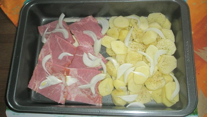 Uzená krkovice zapečená, pred pečením