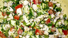 Zeleninový salát s bylinkami