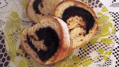 Kakaovo-kokosová kynutá bábovka