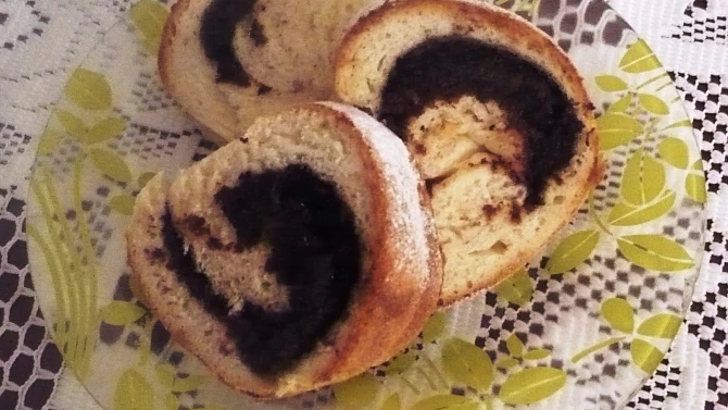 Kakaovo-kokosová kynutá bábovka
