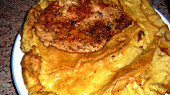 Kuřecí maso v omeletě se špenátem