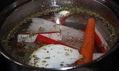 Normandská rybí polévka, ...vaříme 20 min....