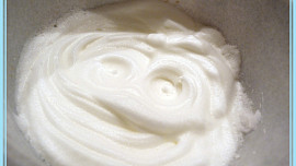 Olejový korpus na dort