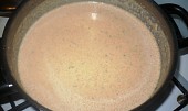 Polévka z červené čočky s křemenáči