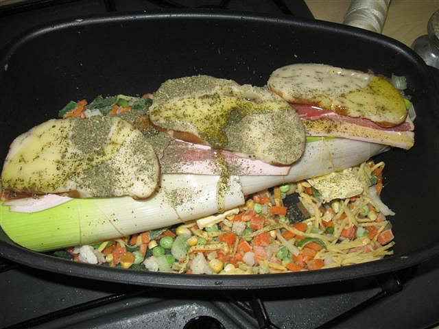 Pórková roláda na zeleninovém soté