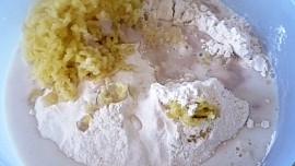 Těsto na pizzu s bramborem