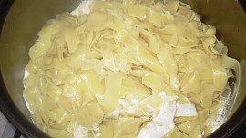 Túróscsusza - nudle s tvarohem