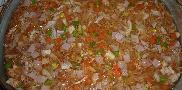Zapečené těstovinové kuřecí "rizoto" (před pečením)