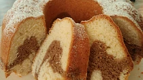 Bábovka ze šlehačky z Cappuccina