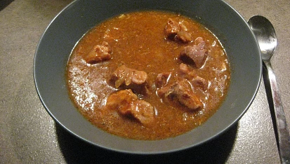 Guláš bez míchání (zvládne úplně každý)