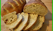 Křupavý chlebík z hladké mouky (hotový voňavý křupavý chlebík)