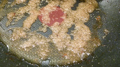 Kuřecí steaky s gratinovaným fenyklem, cukr zkaramelizujeme