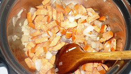 Kvasnicová (drožďová) pomazánka zase jinak