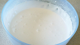 Ledová (bílková) poleva