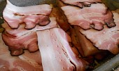 Rybí filé na  anglické slanině
