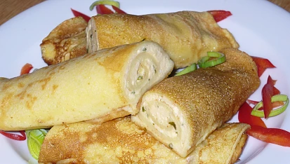 Slané palačinky s balkánským sýrem