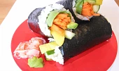 Sushi pro vegetariány a ne-konzumenty syrového masa, zeleninove sushi