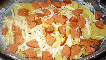 Sýrové zapékané brambory