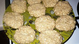 Vločkovo-sýrové karbanátky