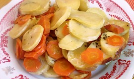 Zapečená mrkev s bramborem