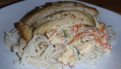 Zeleninové provázky s pangasem, Většinou jako přílohu dělám tagliatelle, ale se špagetkama také výborné!
