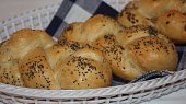 Babiččiny "startovací" žemličky (jinak housky) (Babiččiny žemličky (jinak housky))