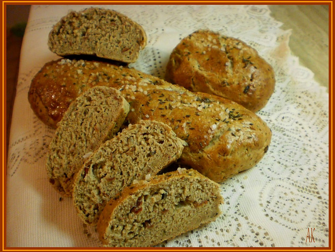 Dobré chlebové "večky" II., hotové chutné pečivo:-)