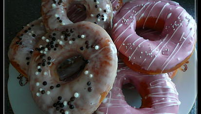 Donuts, a je toho plný talíř ;-)