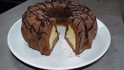 Dvoubarevný tvarohový věnec