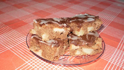 Jablkové řezy s kakaem