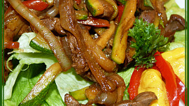 Játrovo-cuketové nudličky