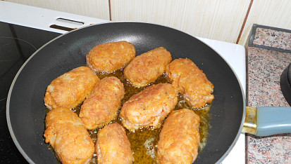 Karbanátky s bramborovými chipsy