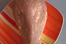 dotvarovaná hlava punčovinou