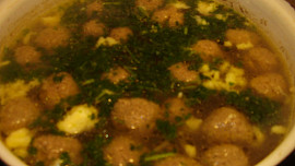 Kuřecí vývar s knedličky a nočky  -  trochu jinak