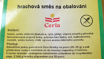 Kvasnicovo-bílkové knedlíčky s hraškou