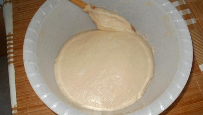Majonézové kynuté buchty, propracované těsto před kynutím