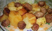 Masové koule s paprikou a bramborovo-zeleninovou  přílohou z jednoho plechu (Masové koule s paprikou a bramborovo-zeleninovou přílohou z jednoho plechu)